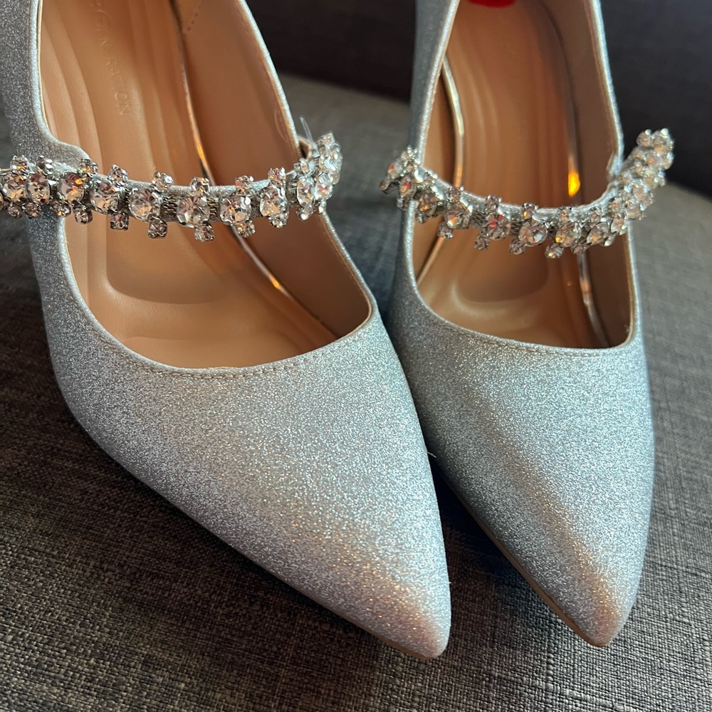 Bcbgeneration Silver Heels With Crystal Strap - image 6